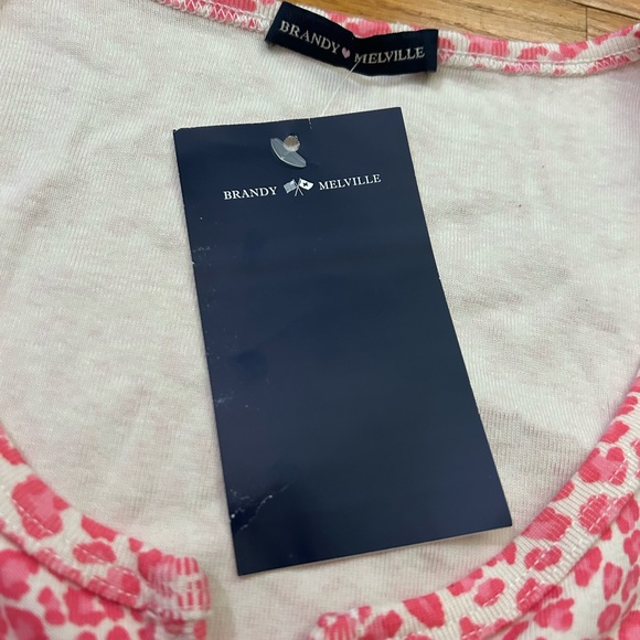 NWT Brandy Melville Zelly Crop Top | Pink Chettah - Picture 4 of 6